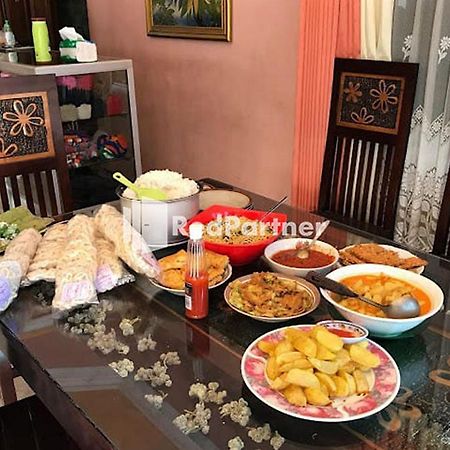 Bromo Indah Lestari Homestay Mitra Reddoorz Пасуруан Екстериор снимка