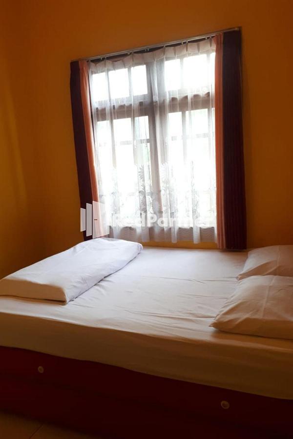 Bromo Indah Lestari Homestay Mitra Reddoorz Пасуруан Екстериор снимка