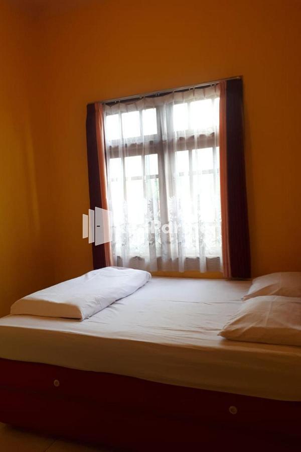 Bromo Indah Lestari Homestay Mitra Reddoorz Пасуруан Екстериор снимка